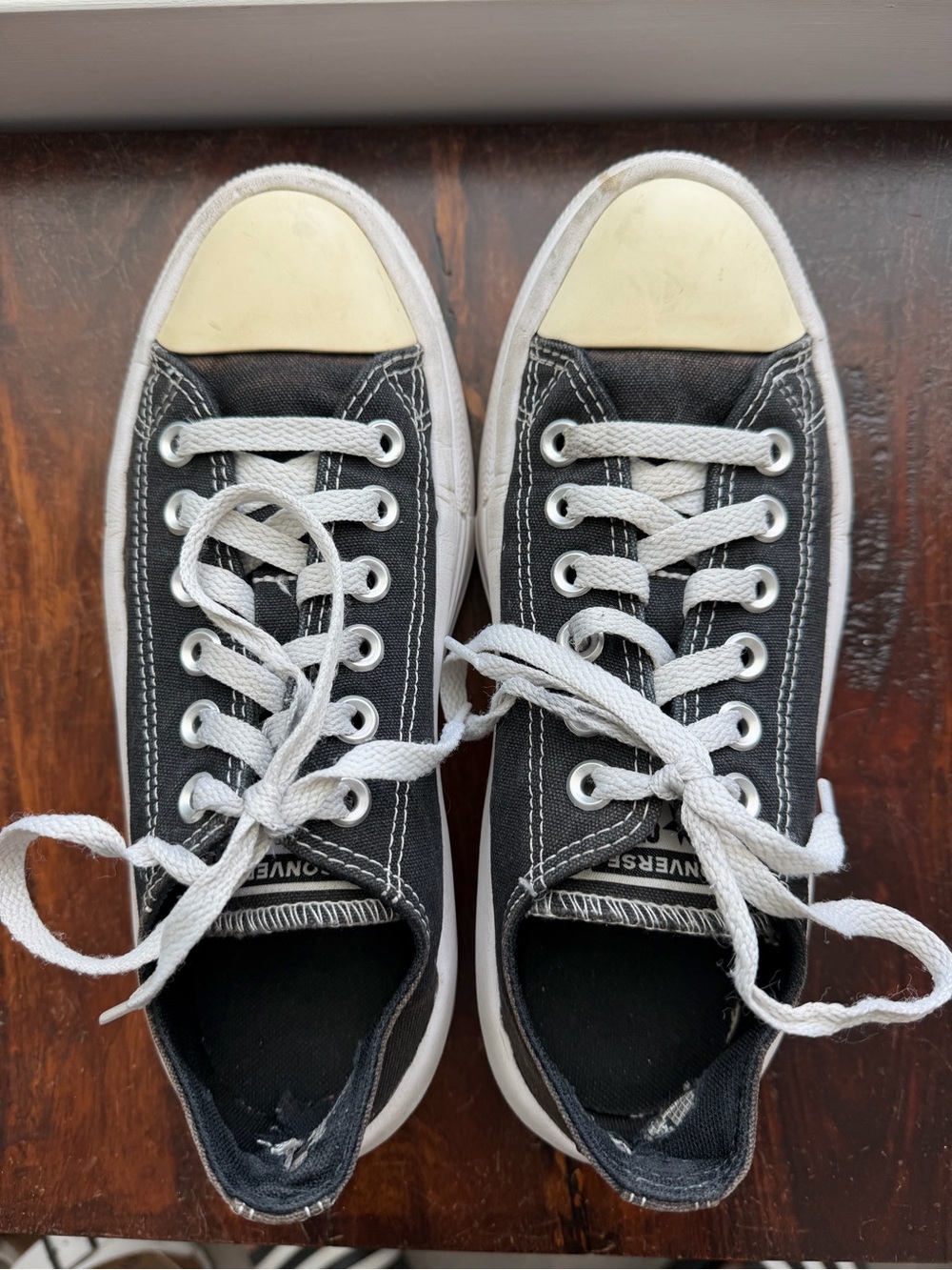 CONVERSE Black Canvas Low-Top Platform Sneakers Sz 7